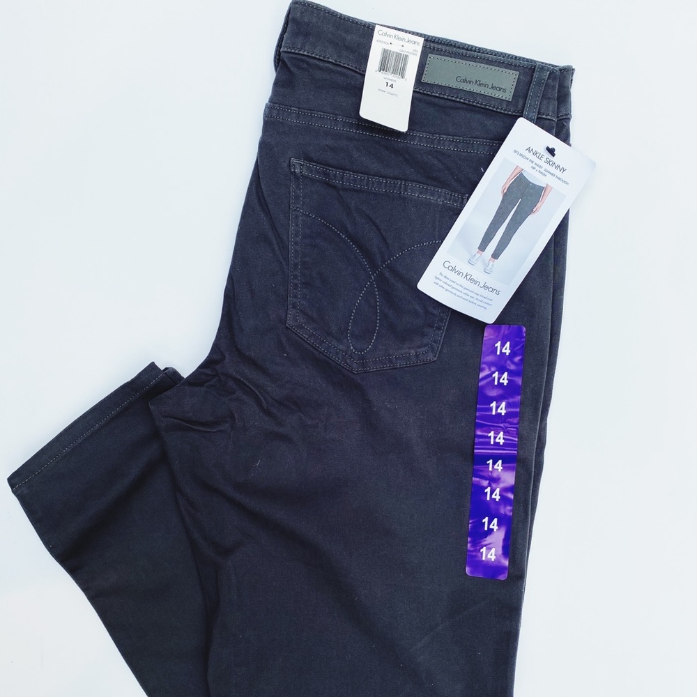 Brand New Charcoal Gray Calvin Klein Skinny Jeans